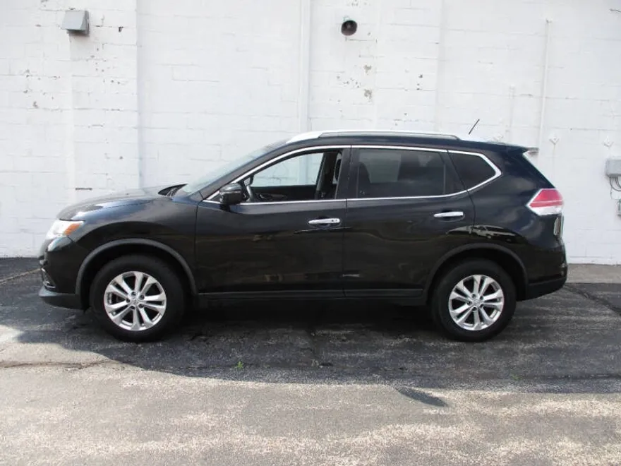 2016 Nissan Rogue SL photo 1
