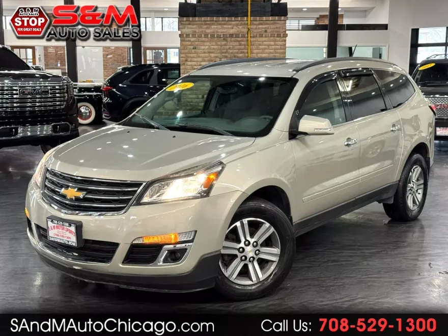 2016 Chevrolet Traverse 2LT photo 1