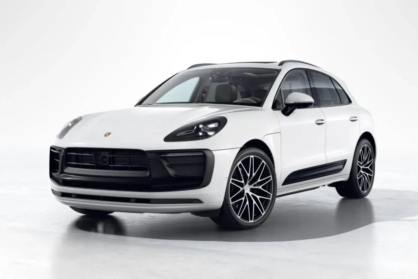 2026 Porsche Macan T photo 1