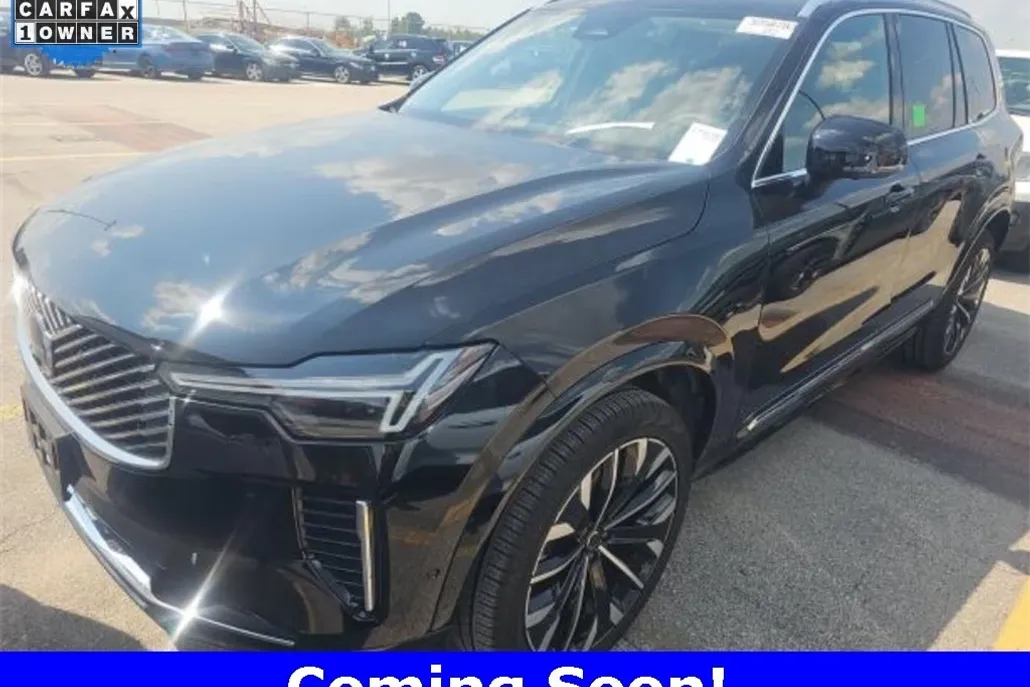 2025 Volvo XC90 Plus photo 1