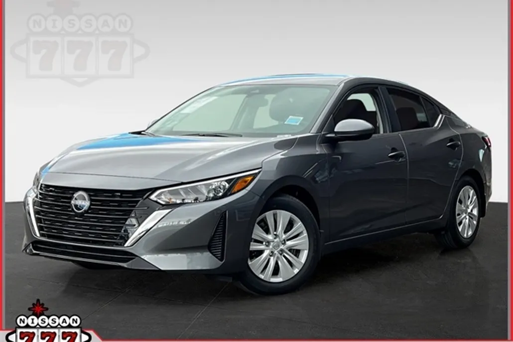 2025 Nissan Sentra S photo 1