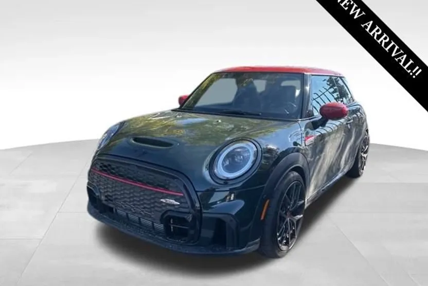 2024 Mini Cooper Hardtop John Cooper Works photo 1
