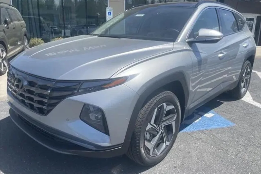 2024 Hyundai Tucson Limited photo 1