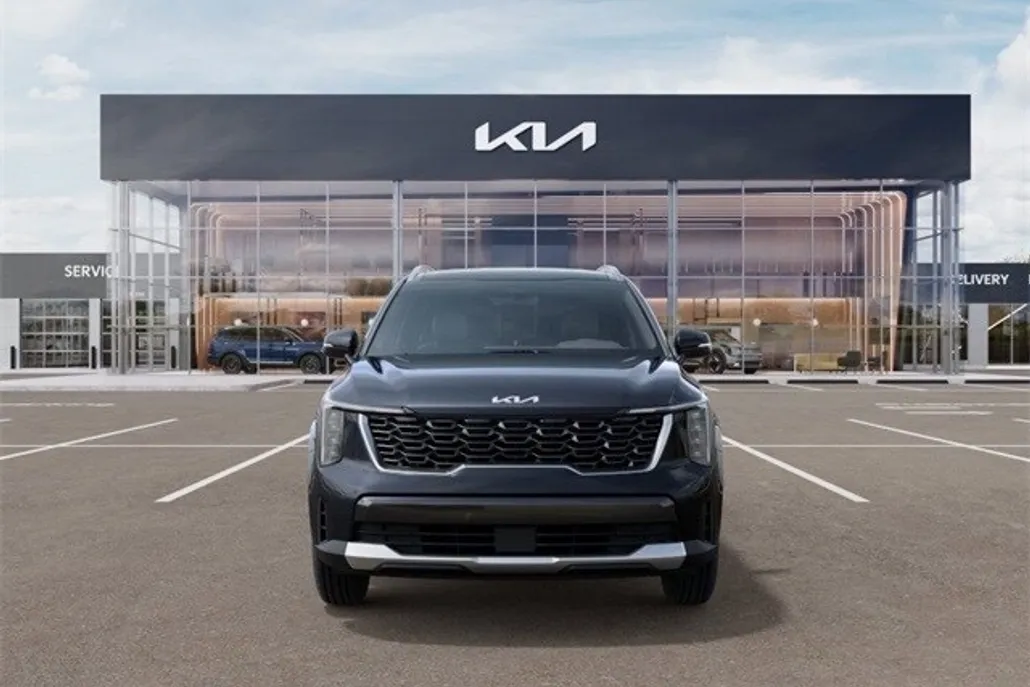 2025 Kia Sorento S photo 1