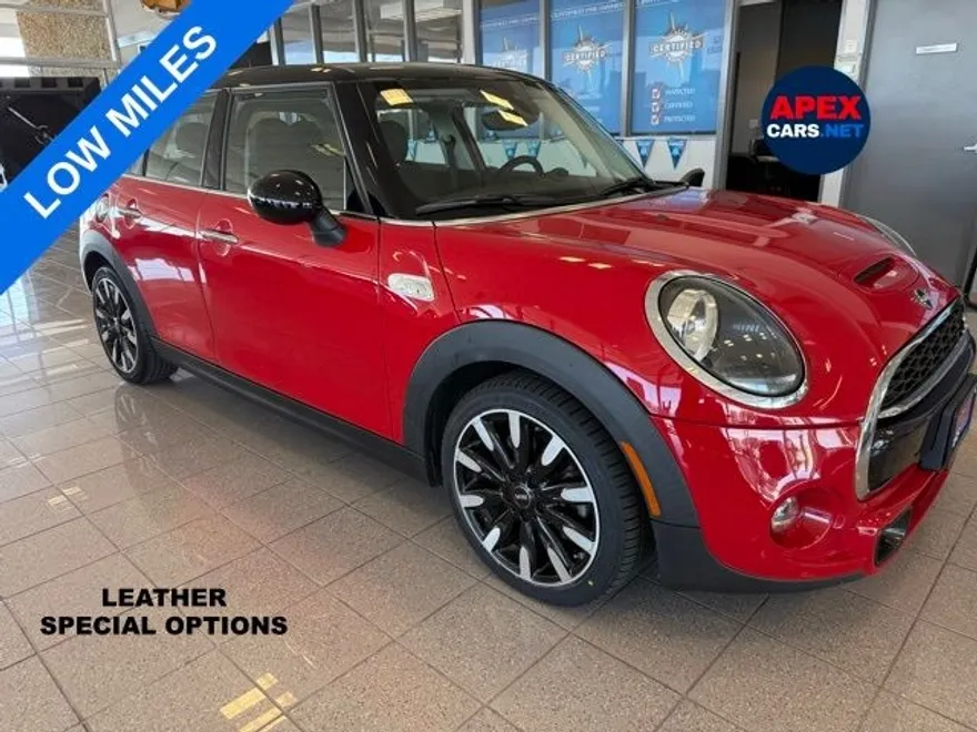 2019 Mini Cooper 4 Door Hardtop Signature photo 1
