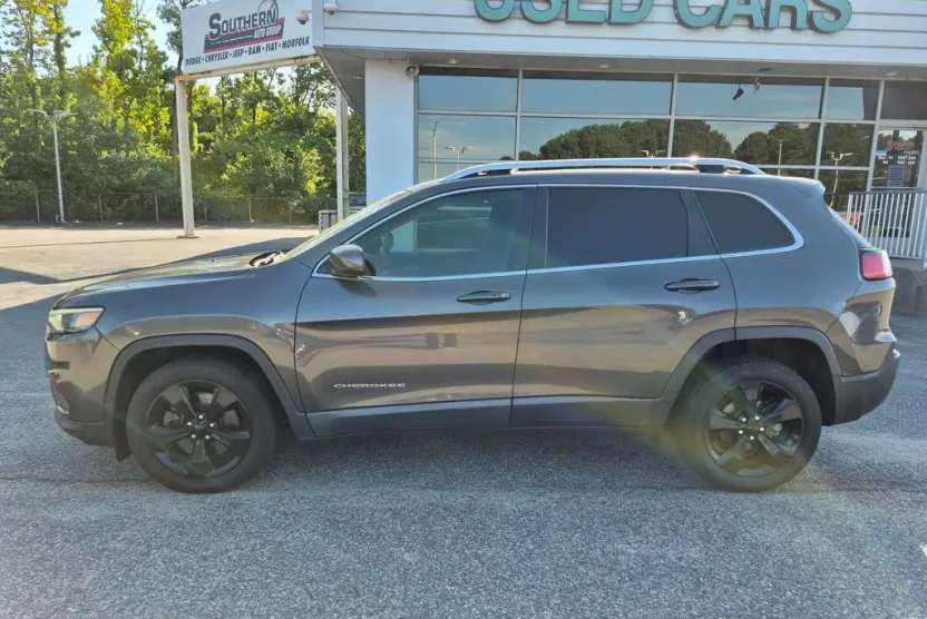 2020 Jeep Cherokee Latitude photo 1