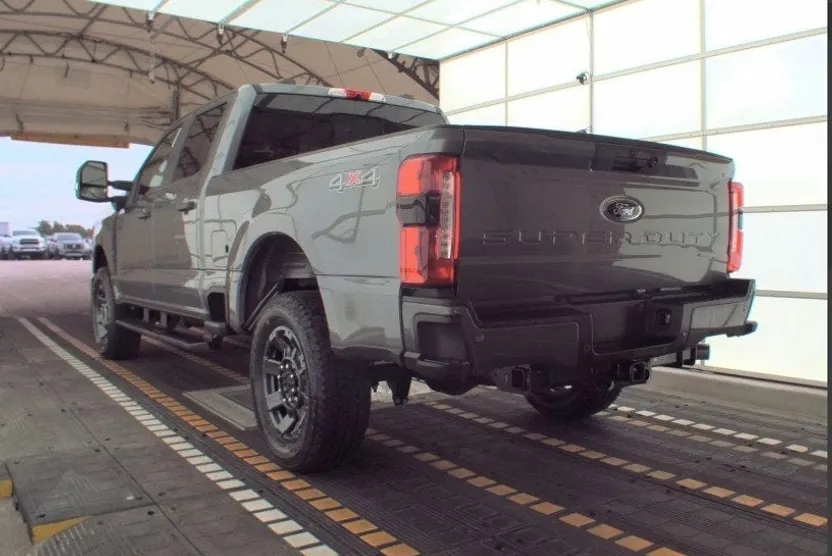 2024 Ford F-250 XL photo 1