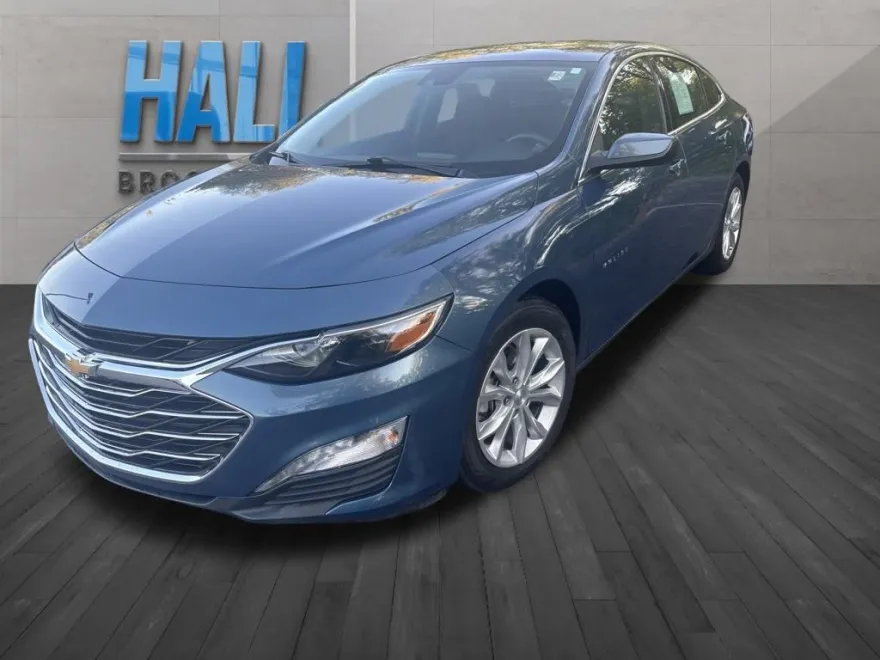 2024 Chevrolet Malibu 1LT photo 1