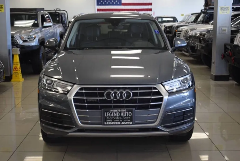 2018 Audi Q5 2.0T Premium photo 1