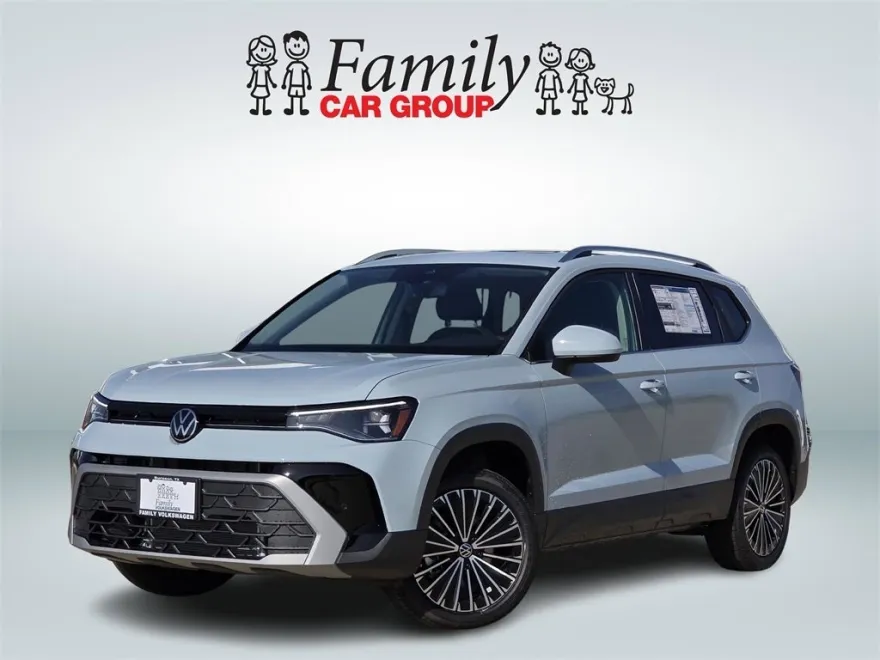 2025 Volkswagen Taos SE photo 1