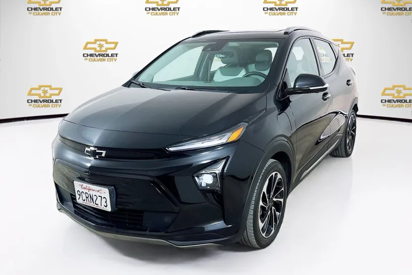 2022 Chevrolet Bolt EUV Premier photo 1