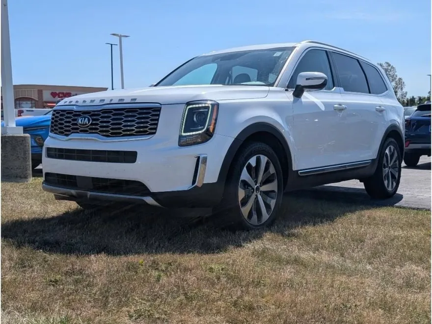 2020 Kia Telluride S photo 1