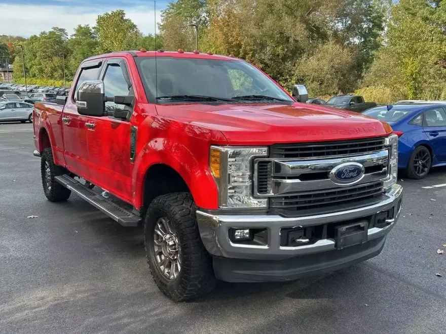 2017 Ford F-350 photo 1