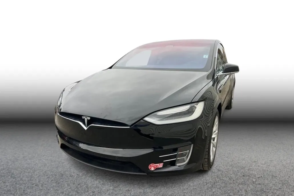 2017 Tesla Model X 75D photo 1