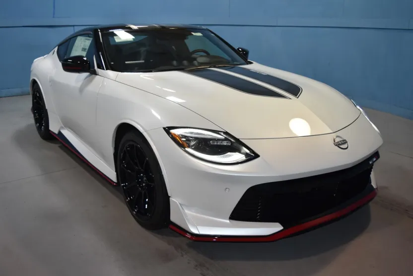 2024 Nissan Z Nismo photo 1