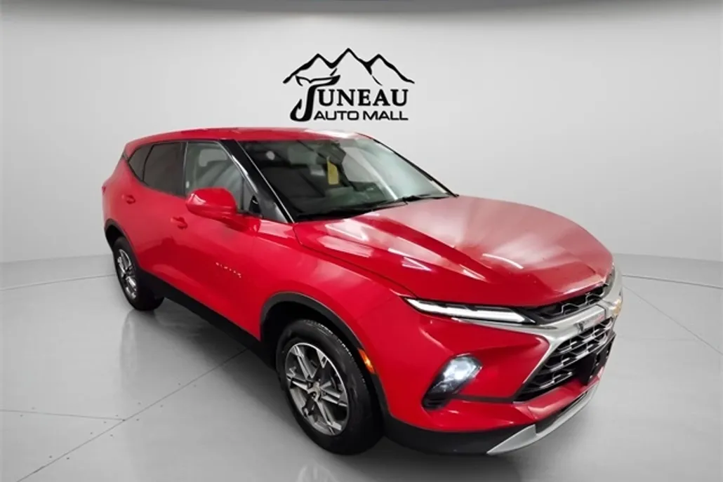 2023 Chevrolet Blazer 2LT photo 1