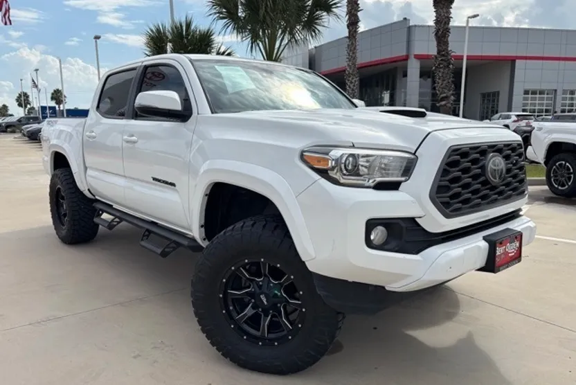 2020 Toyota Tacoma SR photo 1