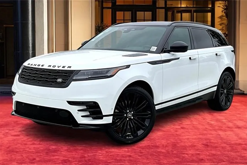 2026 Land Rover Range Rover Velar P400 Dynamic SE photo 1