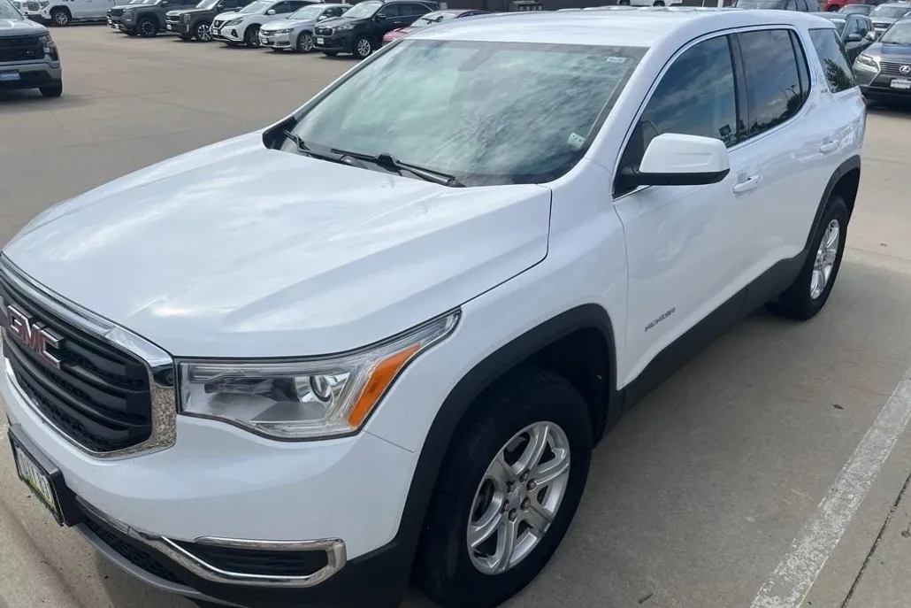 2018 Gmc Acadia SLE photo 1