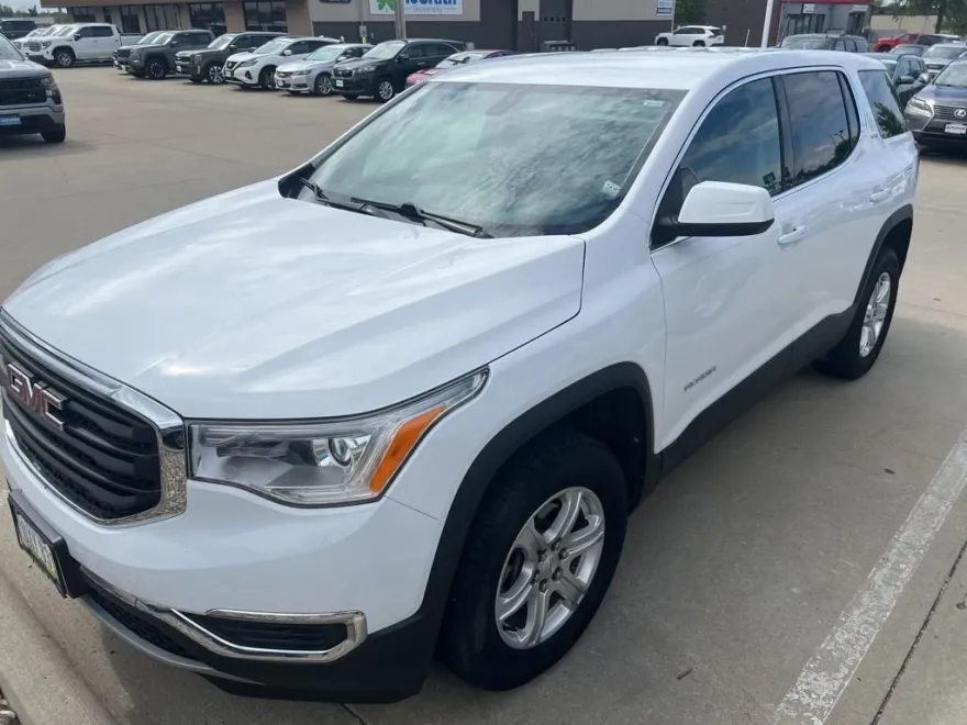2018 Gmc Acadia SLE photo 1