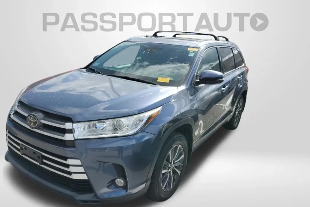 2018 Toyota Highlander XLE photo 1