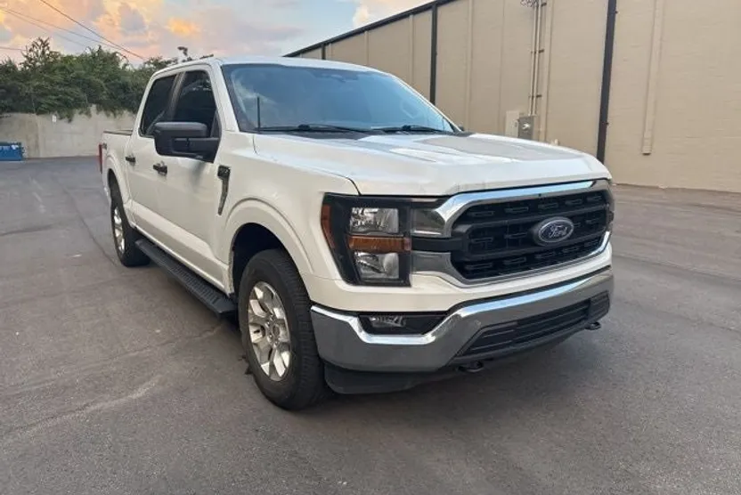 2023 Ford F-150 XLT photo 1