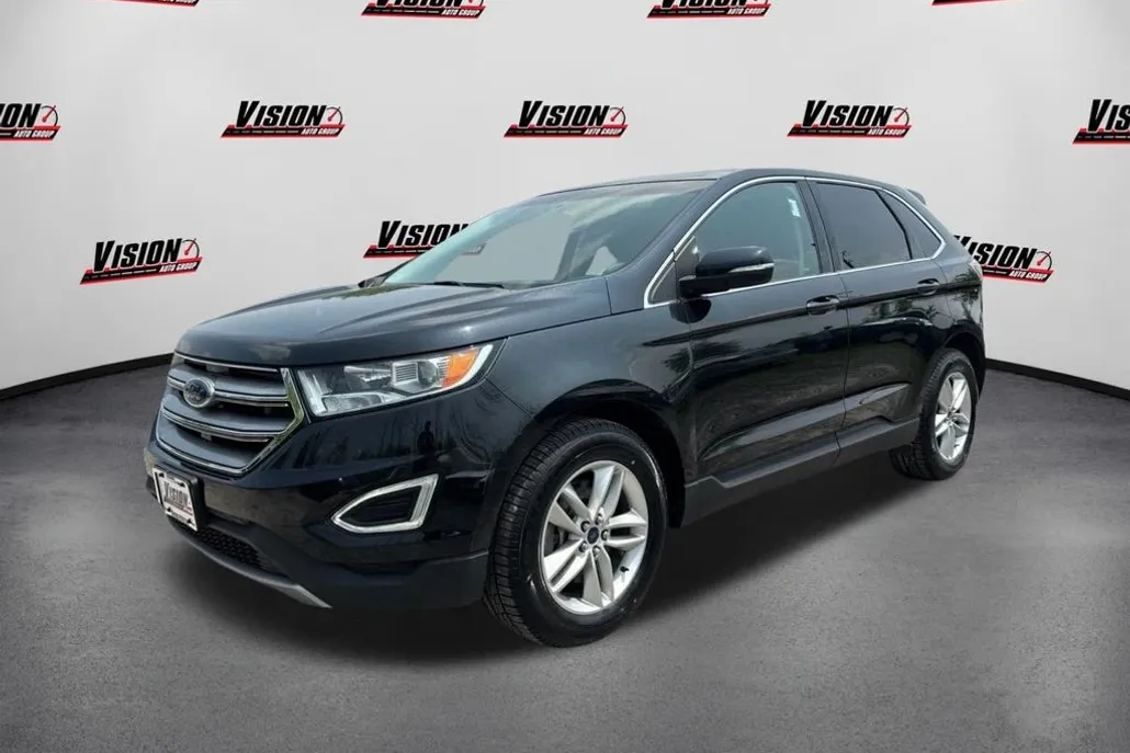 2015 Ford Edge SEL photo 1
