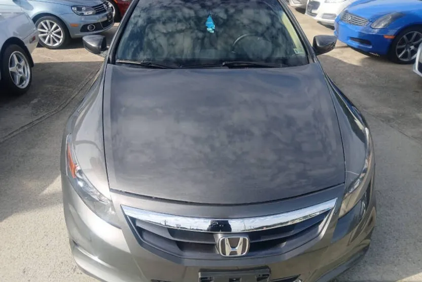 2010 Honda Accord EX-L photo 1