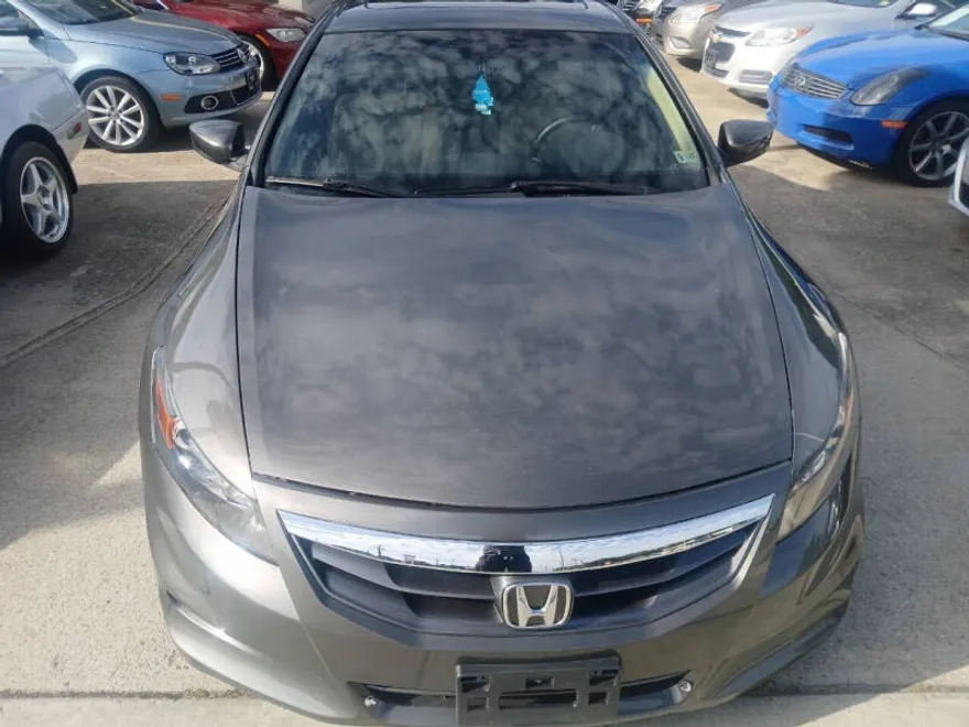 2010 Honda Accord EX-L photo 1