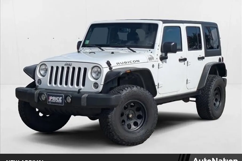 2015 Jeep Wrangler Unlimited Rubicon photo 1