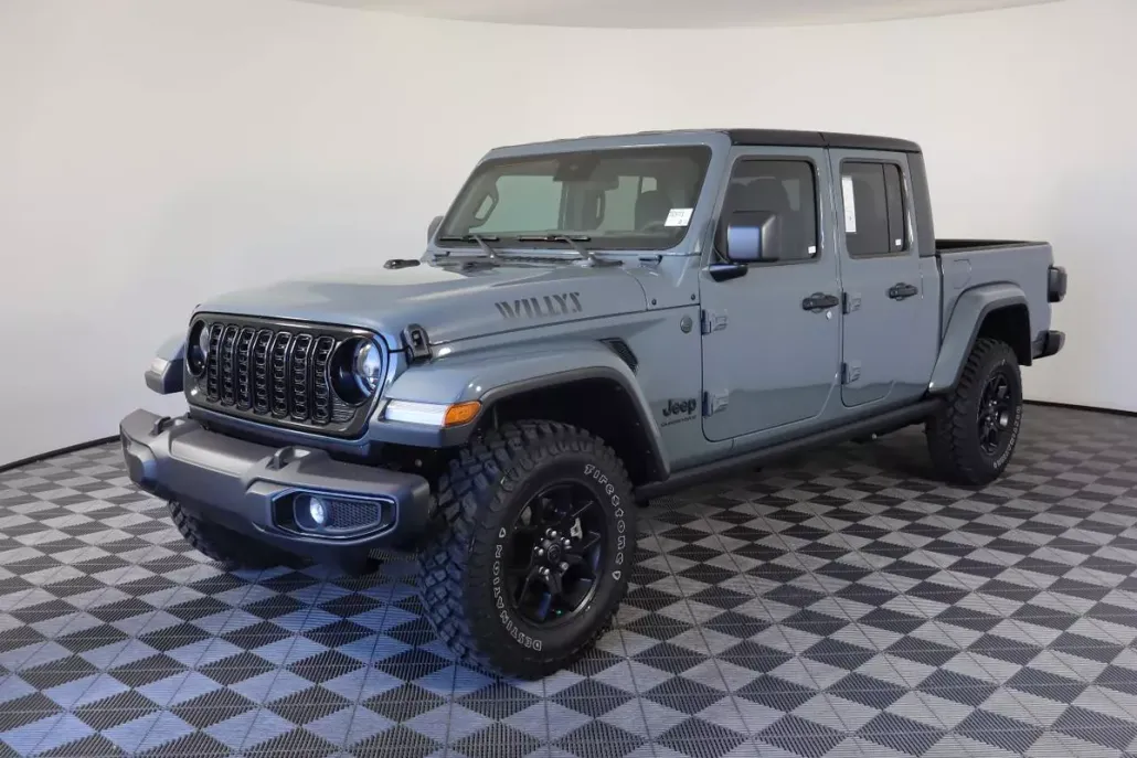 2025 Jeep Gladiator Sport photo 1