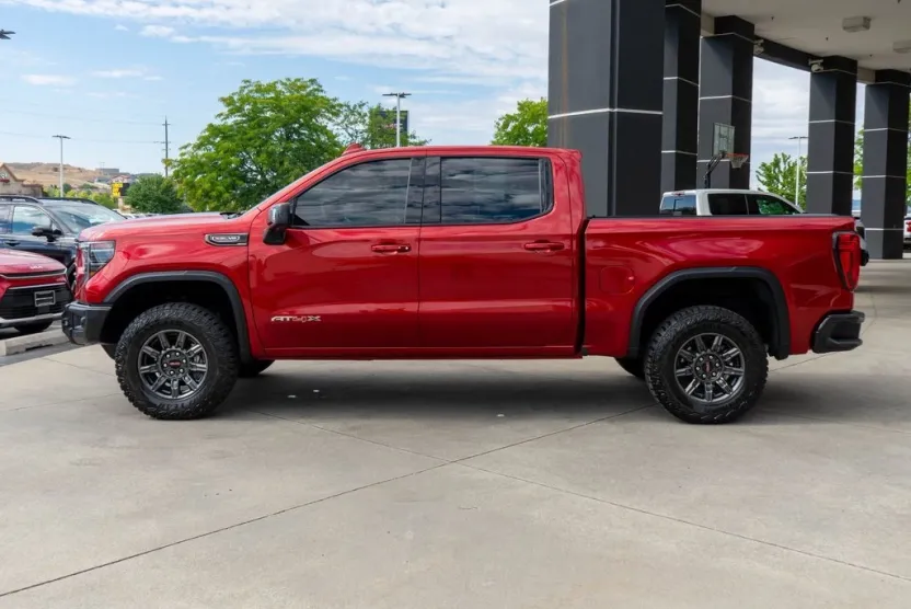 2024 Gmc Sierra 1500 AT4X photo 1
