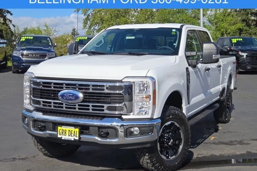 2025 Ford F-350 XLT photo 1