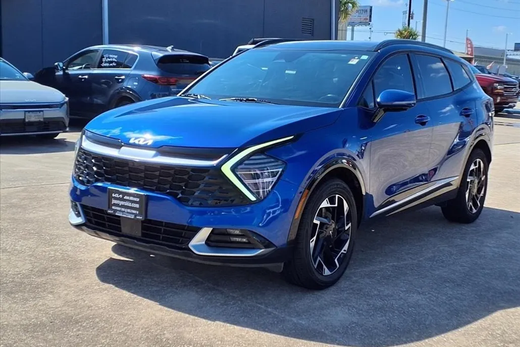 2023 Kia Sportage photo 1