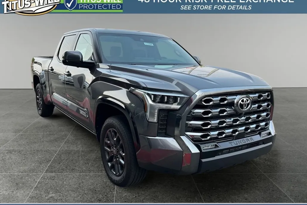 2025 Toyota Tundra Platinum CrewMax photo 1