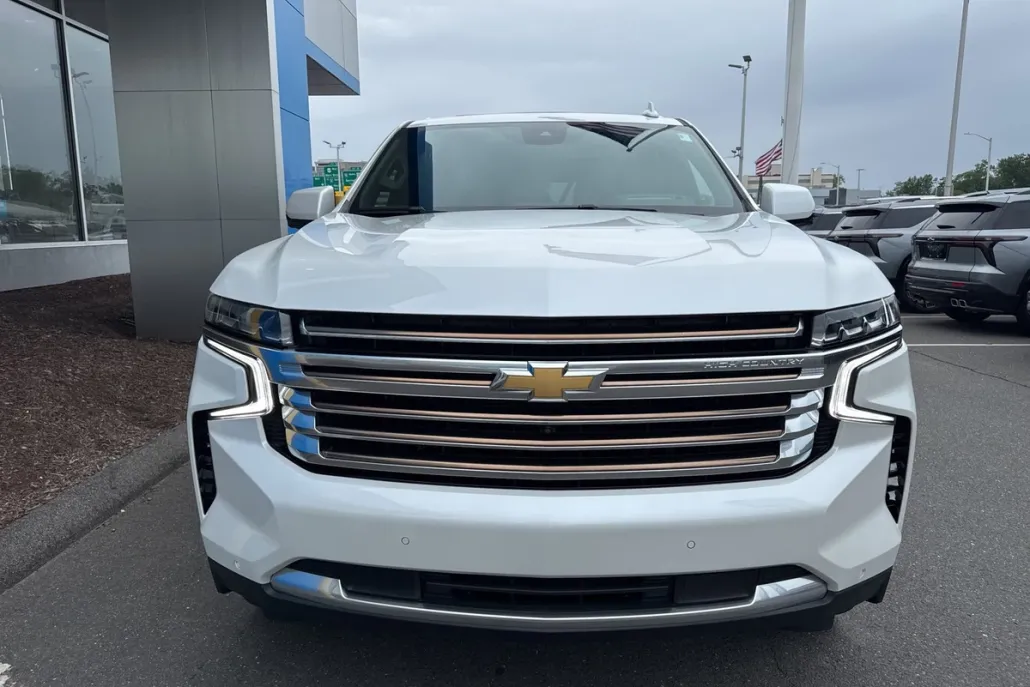 2023 Chevrolet Tahoe High Country photo 1