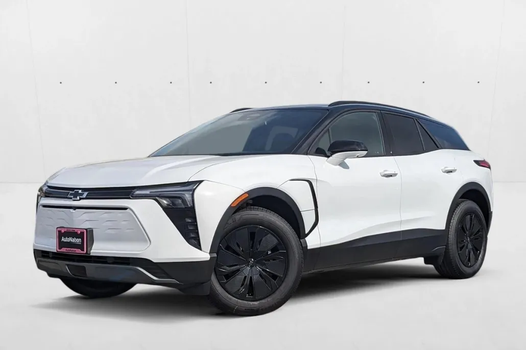 2025 Chevrolet Blazer EV photo 1