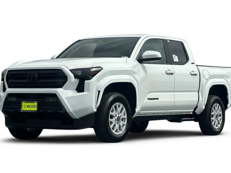 2025 Toyota Tacoma SR5 Double Cab photo 1