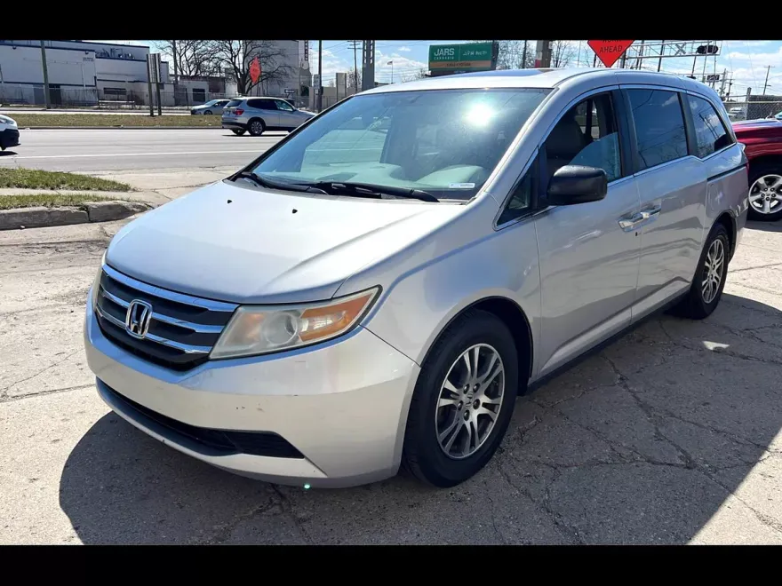 2013 Honda Odyssey EX-L photo 1
