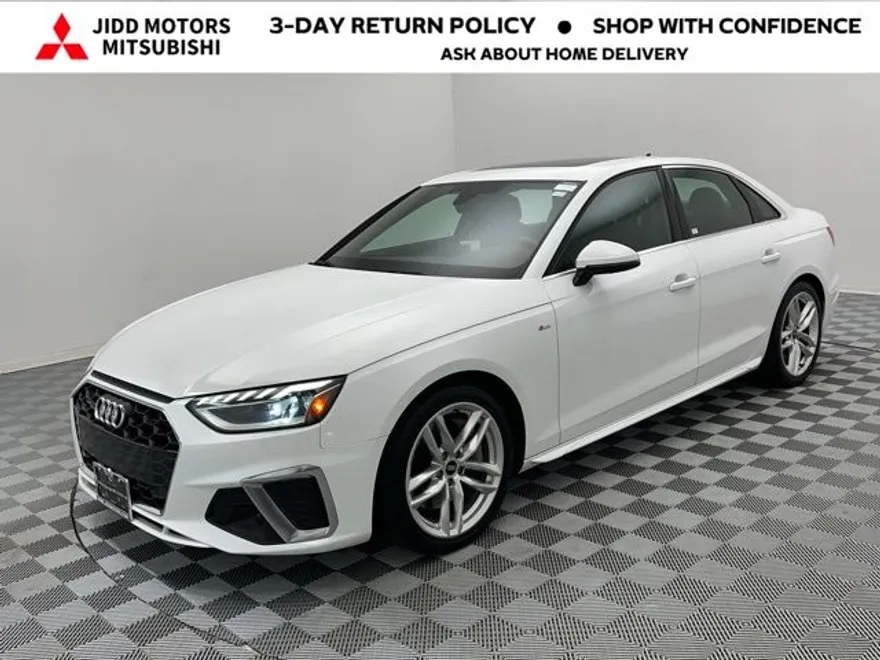 2023 Audi A4 45 S line Premium Plus Quattro photo 1