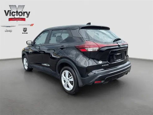 2021 Nissan Kicks S photo 4