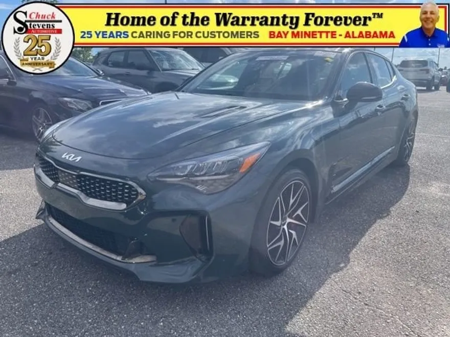 2023 Kia Stinger GT-Line photo 1