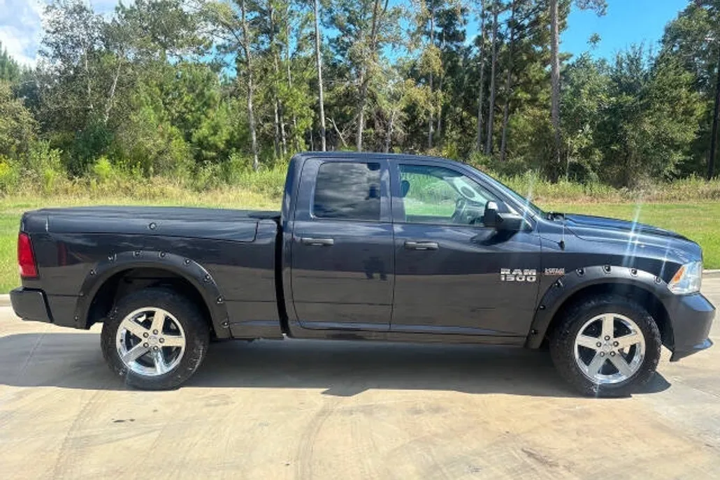 2015 Ram 1500 Tradesman photo 1