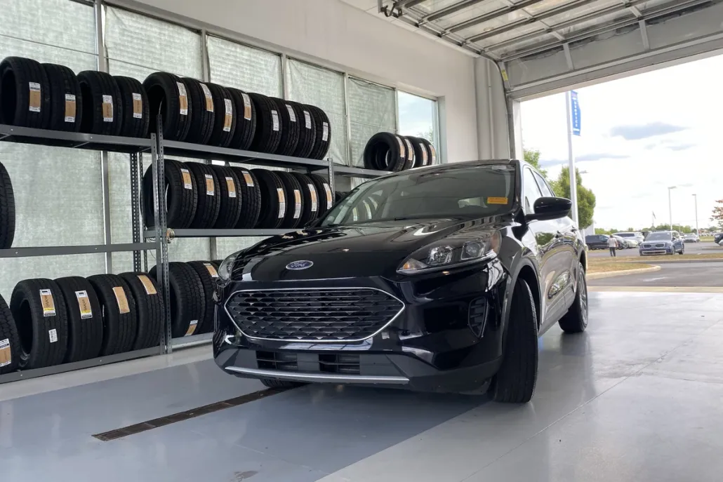 2021 Ford Escape SE Hybrid photo 1