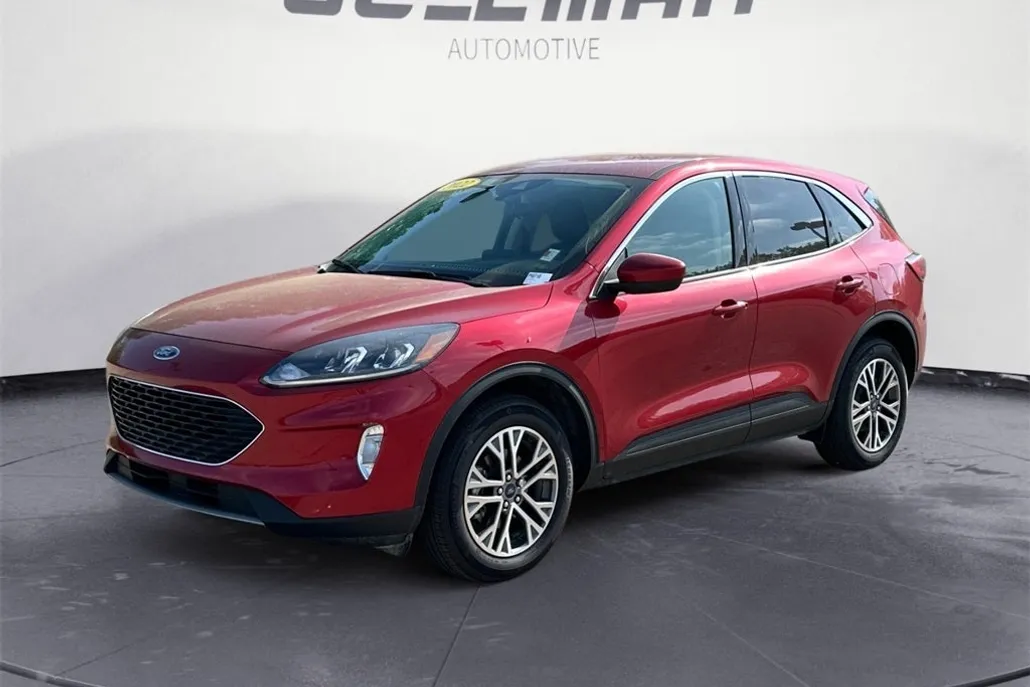 2022 Ford Escape SEL photo 1