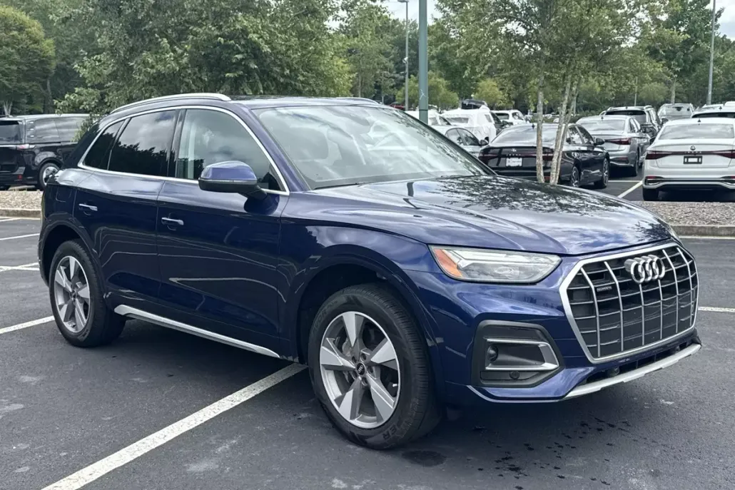 2023 Audi Q5 Premium 40 TFSI photo 1