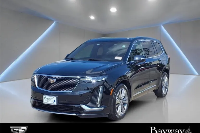 2021 Cadillac XT6 Premium Luxury photo 1