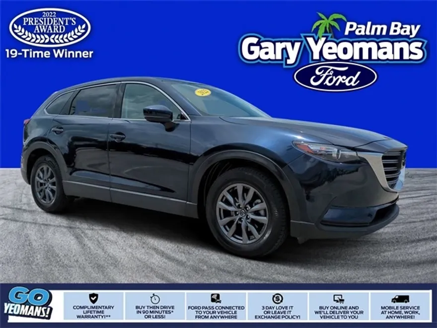 2022 Mazda CX-9 Touring photo 1