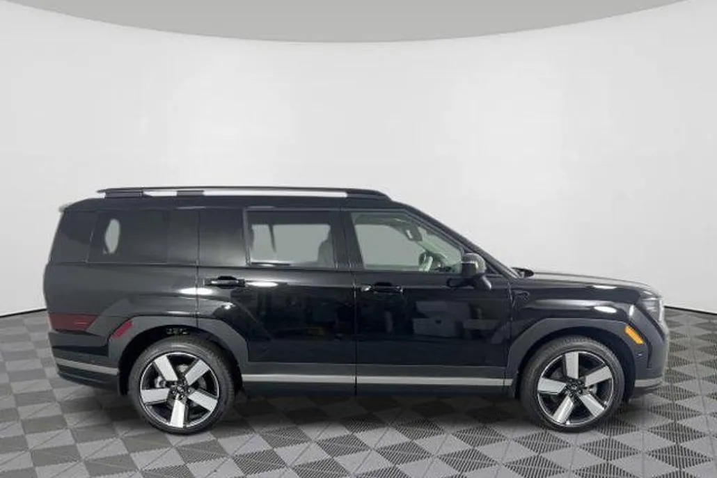 2026 Hyundai Santa Fe Limited photo 1