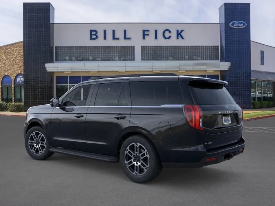 2025 Ford Expedition photo 1